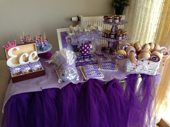 birth-day-decorations-225